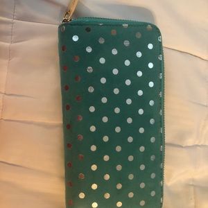 Deux Lux Womens Turquoise and Metallic Zip Wallet